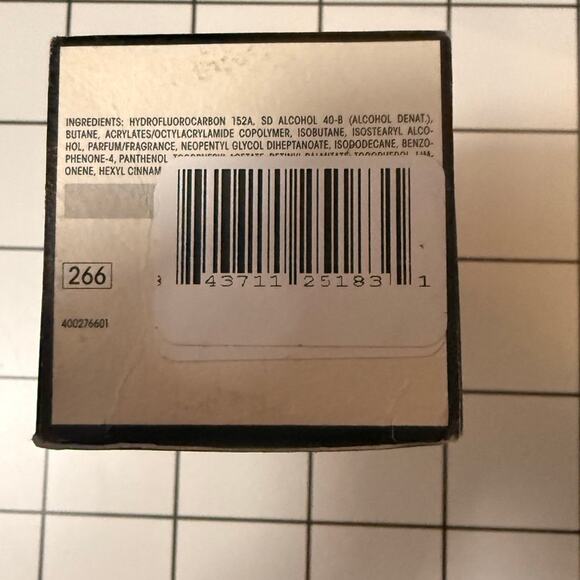 Impermeable Anti-Humidity Spray by Oribe for Unisex - 5.5 oz Hair Spray - Picture 6 of 7